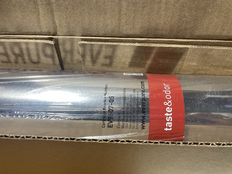 Everpure EV960705 7 TO Water Filter Cartridge - New In Box gallery