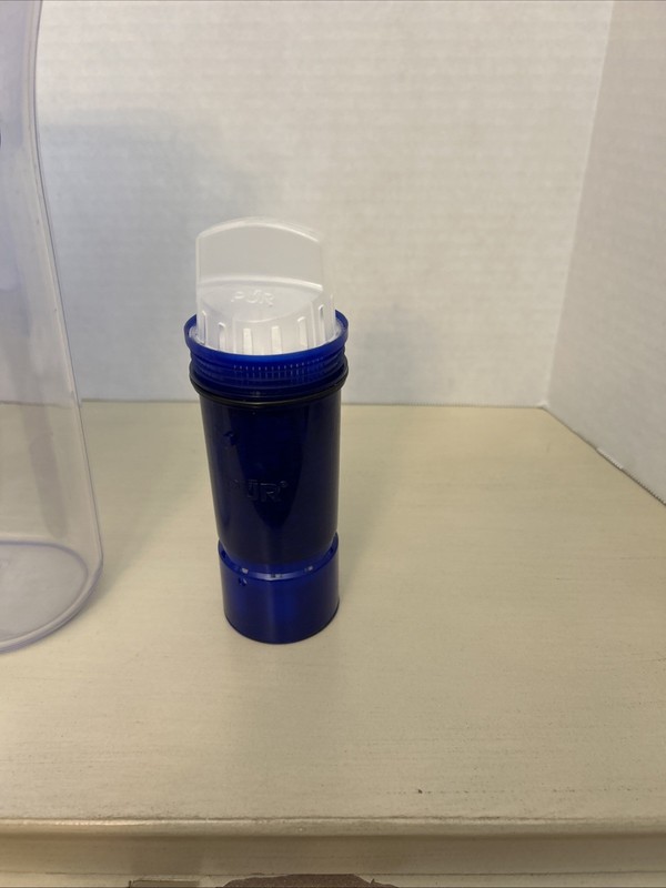 PUR 7 Cup Water Filter Pitcher Only Certified 2 in 1 Filtration White Blue Used gallery