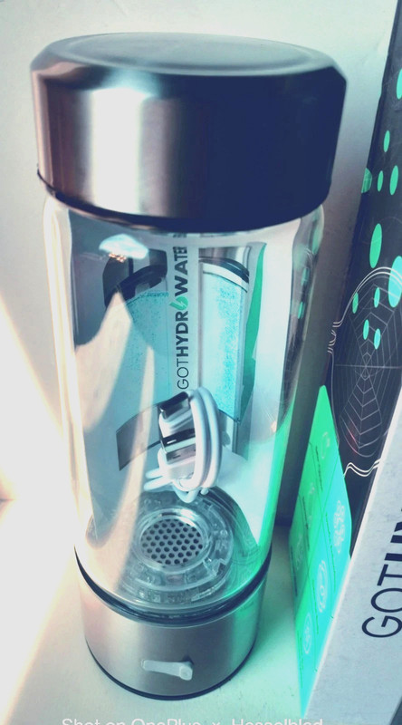 GOTHYDROWATER Hydrogen Water Bottle 420ml Hydrogen Generator gallery