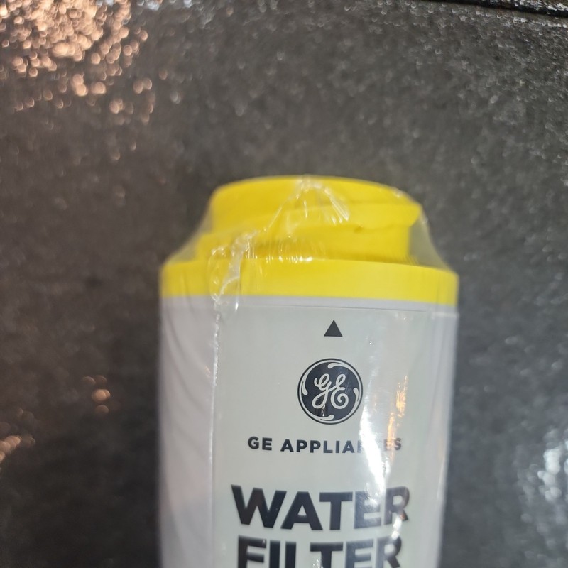 Genuine GE FQK1K Replacement Water Filter NEW SEALED NO BOX gallery