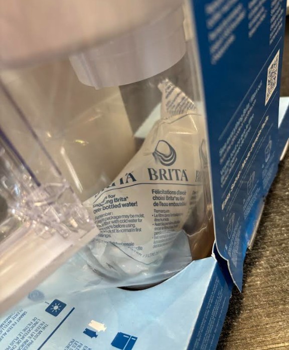Brita 6-Cup Water Filter Pitcher in Bright White Reduces Chlorine 2 Month Filter gallery