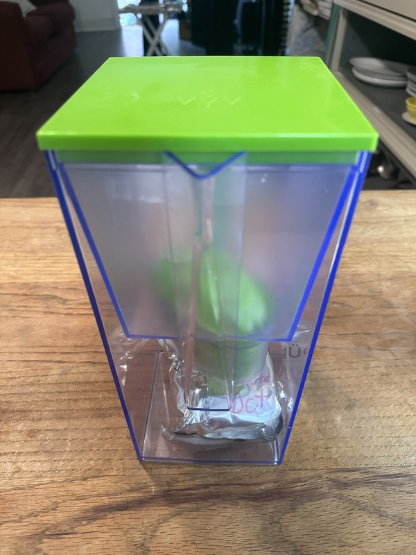 VYV Water Alkaline Sports Jug gallery