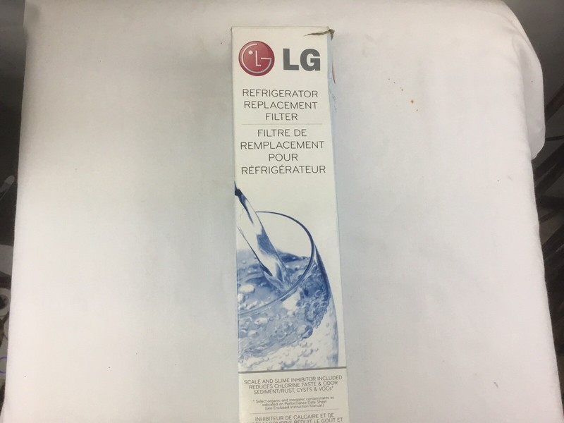 LG Refrigerator Replacement Water Filter. Model #LT600P.