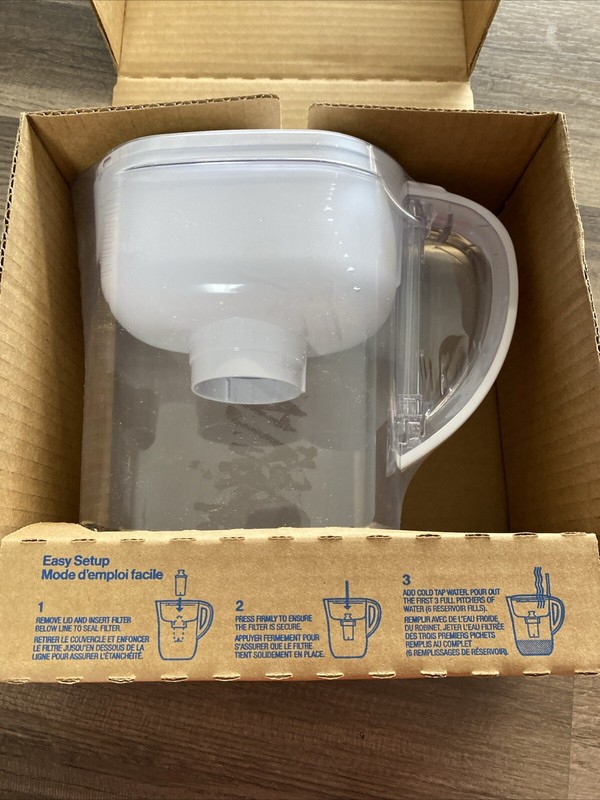 Brita Metro Pitcher Bright White – 6 Cups Smart Light Indicator 62047 /AR