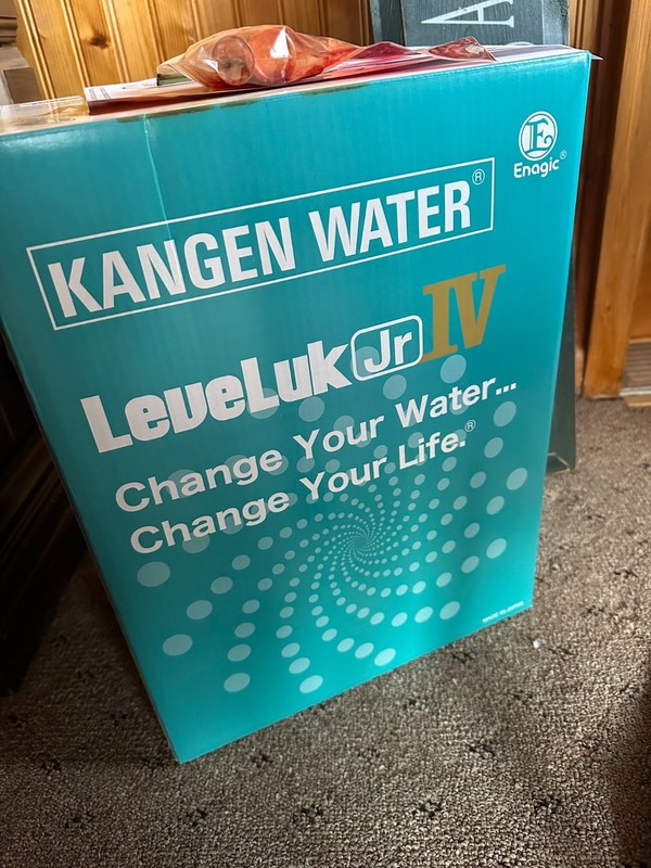 BRAND NEW Kangen Water Leveluk JR IV Water Ionizer Machine. Retail $2999