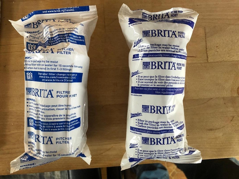 2 Brita 636011 Standard Replacement Water Filters for Pitchers and Dispensers