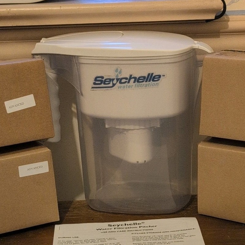 Seychelle 64 oz Water Filtration Pitcher White/Clear Removes Chlorine