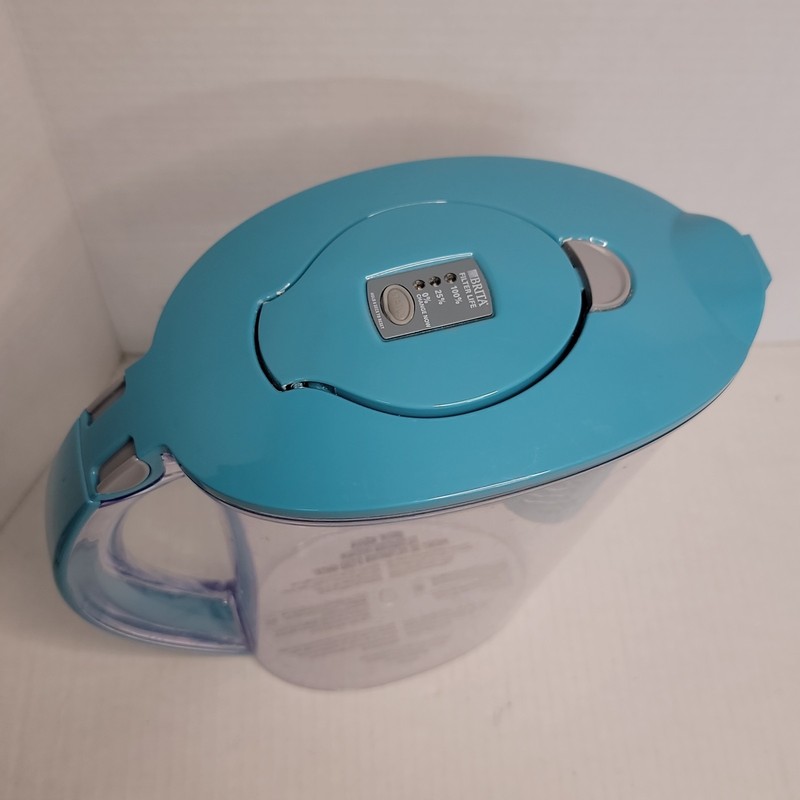 BRITA Stream Rapids Pitcher Water Filters As You Pour Turquoise Great Condition! gallery