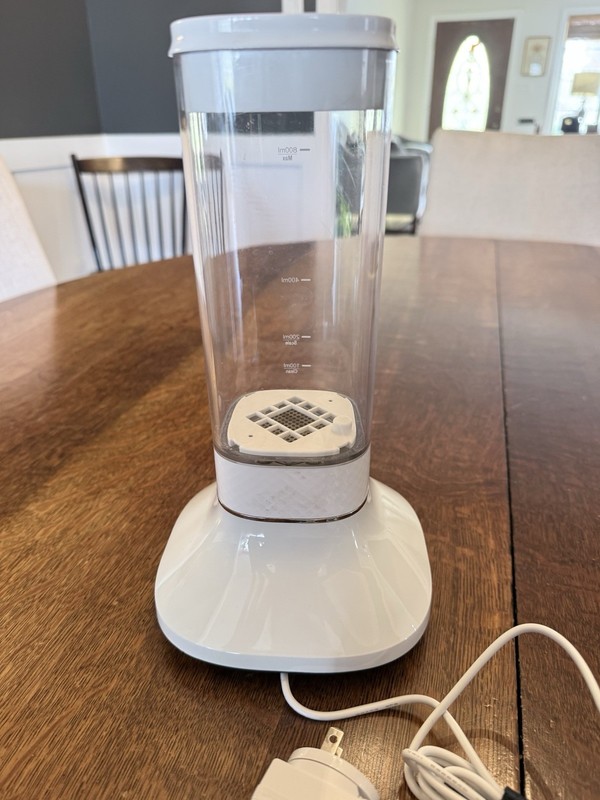 Qlife countertop hydrogen water generator. EUC Turns On, But Not Tested gallery